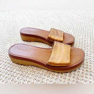 See by Chloé Metallic Leather platform Slide Sandals – Women’s Size 39 7.5 US